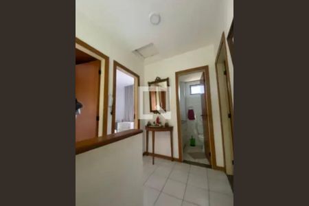 Casa de Condomínio para alugar com 4 quartos, 140m² em Itapuã, Salvador