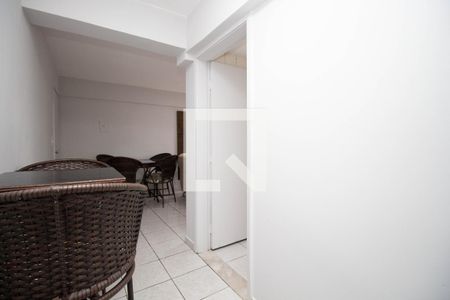 Sala de apartamento para alugar com 2 quartos, 55m² em Crn 712/713, Brasília