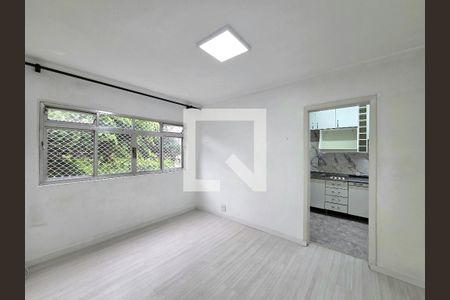 Sala de apartamento para alugar com 2 quartos, 75m² em Indianópolis, São Paulo