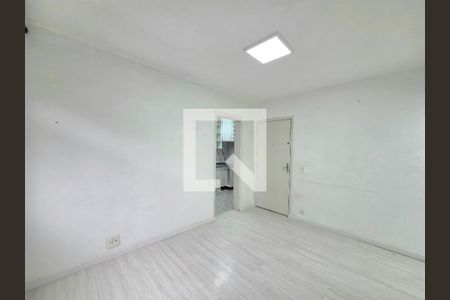 Sala de apartamento para alugar com 2 quartos, 75m² em Indianópolis, São Paulo