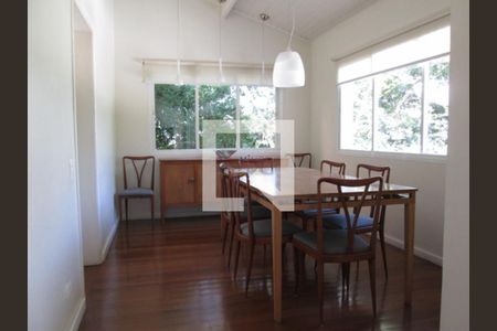 Casa à venda com 3 quartos, 350m² em Fazenda Morumbi, São Paulo