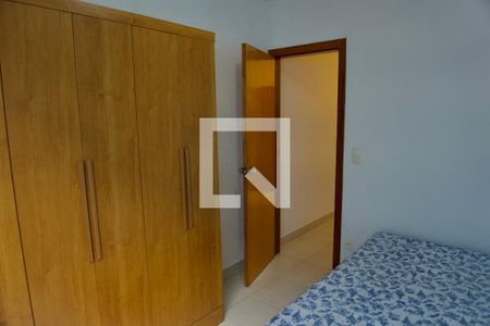 Quarto de kitnet/studio para alugar com 1 quarto, 30m² em João Pinheiro, Belo Horizonte