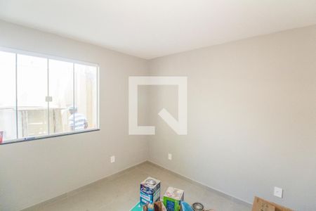 Suíte de casa para alugar com 2 quartos, 75m² em Marechal Hermes, Rio de Janeiro