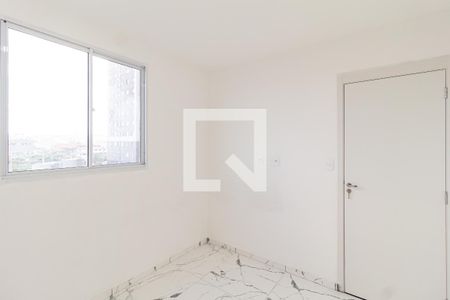 Quarto 1 de apartamento para alugar com 2 quartos, 43m² em Vila da Oportunidade, Carapicuíba