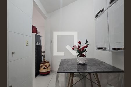 Sala de apartamento para alugar com 1 quarto, 40m² em Candeal, Salvador
