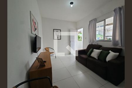 Sala de apartamento para alugar com 1 quarto, 40m² em Candeal, Salvador