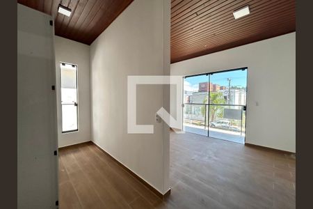 Suíte 1 de casa para alugar com 3 quartos, 126m² em Alto Ribeirão Leste, Florianópolis