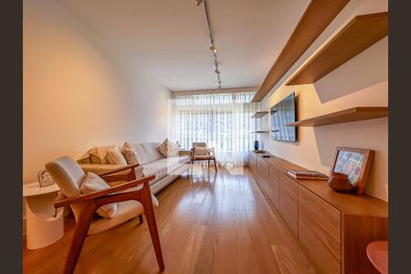 Apartamento para alugar com 3 quartos, 118m² em Cosme Velho, Rio de Janeiro