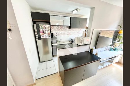 Sala de apartamento para alugar com 2 quartos, 45m² em Jaraguá, São Paulo