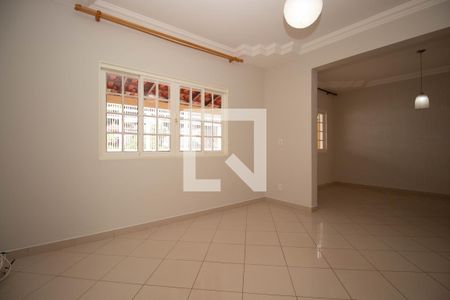 Sala de casa para alugar com 4 quartos, 132m² em Sobradinho I, Brasília