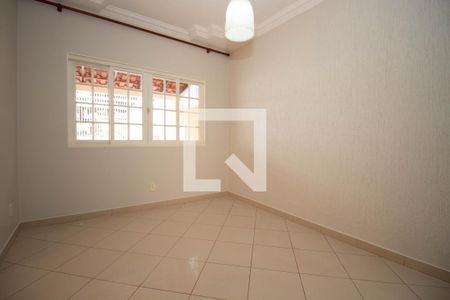 Sala de casa para alugar com 4 quartos, 132m² em Sobradinho I, Brasília