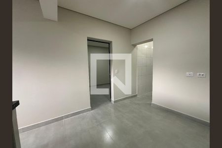 Sala de casa para alugar com 2 quartos, 53m² em Vila Pouso Alegre, Barueri