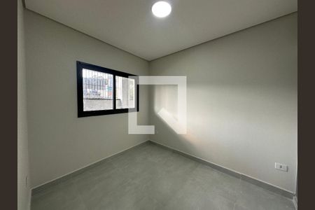 Quarto 1 de casa para alugar com 2 quartos, 53m² em Vila Pouso Alegre, Barueri