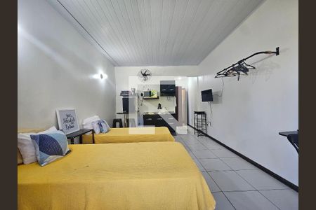 Sala/Quarto de kitnet/studio para alugar com 0 quarto, 40m² em Itaigara, Salvador