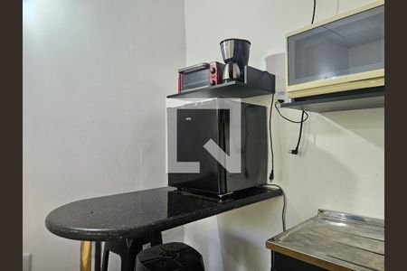 Cozinha de kitnet/studio para alugar com 0 quarto, 40m² em Itaigara, Salvador