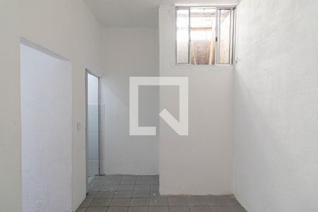 Quarto de casa para alugar com 1 quarto, 20m² em Conjunto Residencial José Bonifácio, São Paulo