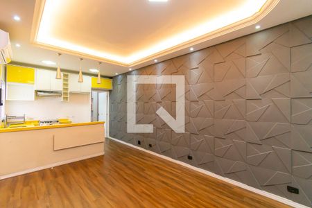 Sala de casa para alugar com 2 quartos, 125m² em Jardim Tiete, São Paulo