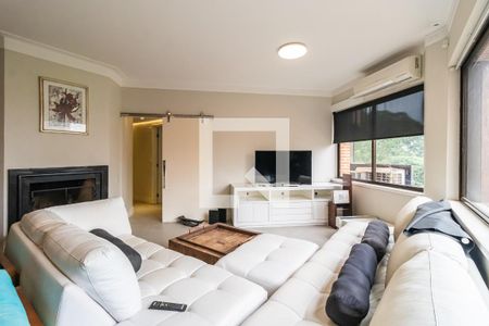 Apartamento para alugar com 3 quartos, 213m² em Empresarial 18 do Forte, Barueri