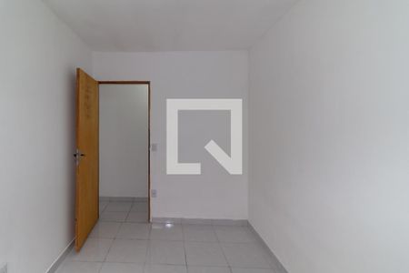 Quarto 2 de casa para alugar com 2 quartos, 55m² em Jardim Vera Cruz(zona Leste), São Paulo