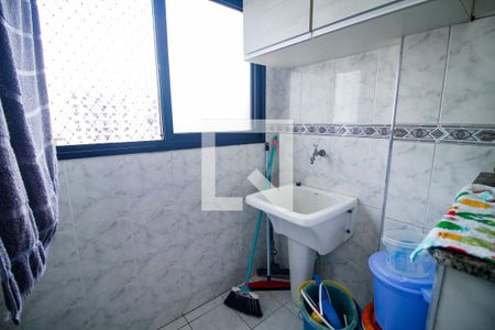 Área de Serviço de apartamento para alugar com 2 quartos, 80m² em Vila Tupi, Praia Grande