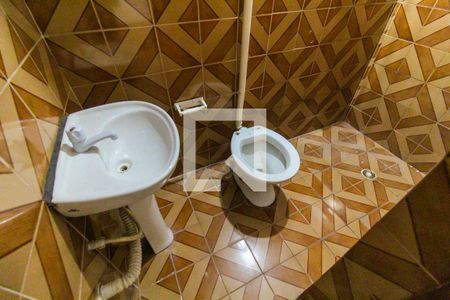 Banheiro de casa para alugar com 1 quarto, 35m² em Jardim Lourdes, Ferraz de Vasconcelos