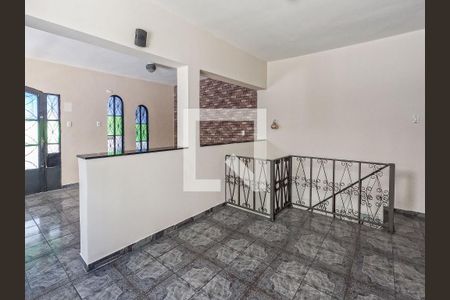 Casa para alugar com 2 quartos, 181m² em Vila Joao Batista, São Paulo