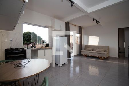 Cozinha de apartamento para alugar com 1 quarto, 60m² em Taguatinga, Brasília