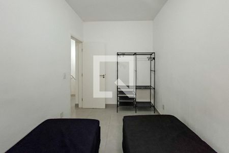 Quarto de casa de condomínio para alugar com 2 quartos, 60m² em Vila Balnearia, Praia Grande