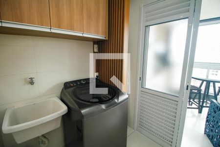 Área de Serviço de apartamento para alugar com 3 quartos, 131m² em Vila Tupi, Praia Grande