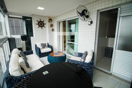 Varanda de apartamento para alugar com 3 quartos, 131m² em Vila Tupi, Praia Grande