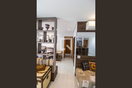 Corredor de apartamento para alugar com 2 quartos, 94m² em Residencial Tambore Iii, Santana de Parnaíba