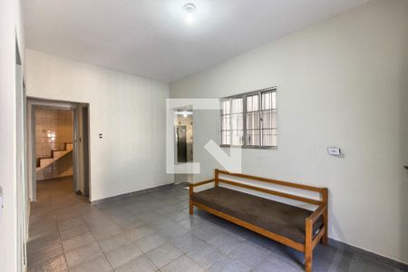 Sala de casa para alugar com 5 quartos, 195m² em Nova Mirim, Praia Grande