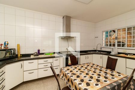 Cozinha de casa para alugar com 2 quartos, 95m² em Vila Santa Terezinha (zona Norte), São Paulo