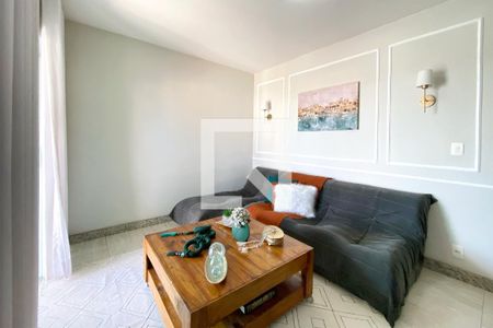 Sala de casa para alugar com 4 quartos, 300m² em Ouro Preto, Belo Horizonte