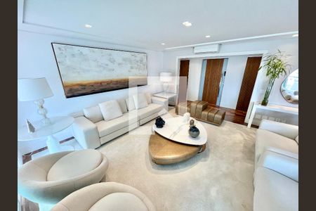 Sala de apartamento para alugar com 3 quartos, 320m² em Água Fria, São Paulo