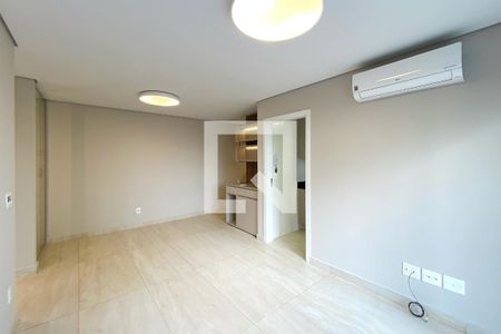 Sala de apartamento para alugar com 2 quartos, 145m² em Sion, Belo Horizonte