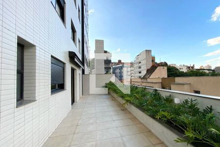 Varanda de apartamento para alugar com 2 quartos, 145m² em Sion, Belo Horizonte