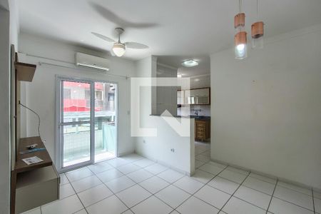 Sala de apartamento para alugar com 2 quartos, 60m² em Nova Mirim, Praia Grande