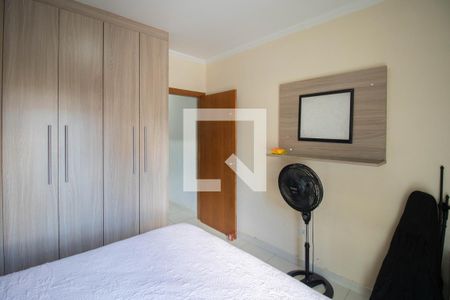 QUARTO 1 de casa para alugar com 2 quartos, 85m² em Vila Romero, São Paulo