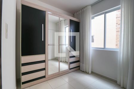 Quarto 1 de apartamento para alugar com 2 quartos, 63m² em Rebouças, Curitiba