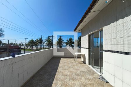 Sacada de casa para alugar com 2 quartos, 135m² em Vilamar, Praia Grande
