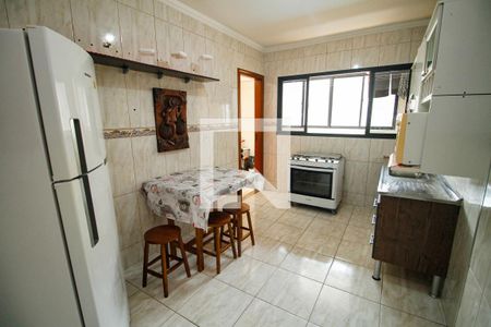 Cozinha de apartamento para alugar com 3 quartos, 120m² em Vila Caiçara, Praia Grande