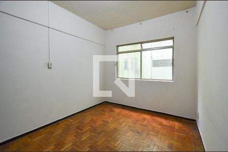 Quarto 1 de apartamento para alugar com 2 quartos, 95m² em Centro, Belo Horizonte