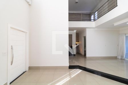 Salas de casa de condomínio para alugar com 3 quartos, 255m² em Swiss Park, Campinas