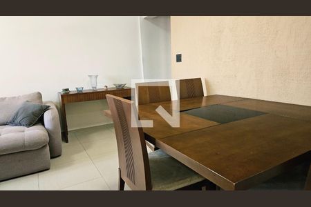 Apartamento para alugar com 3 quartos, 74m² em Jardim das Hortênsias, Jundiaí