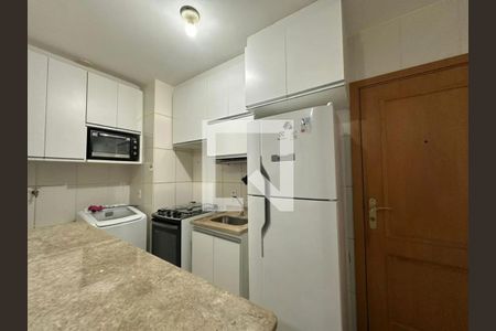 Cozinha de kitnet/studio para alugar com 1 quarto, 39m² em SHIGS 707, Brasília