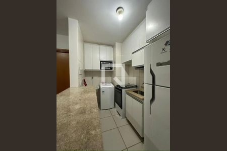 Cozinha de kitnet/studio para alugar com 1 quarto, 39m² em SHIGS 707, Brasília