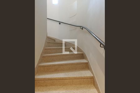 Acesso ao 8° andar de kitnet/studio para alugar com 1 quarto, 45m² em Perdizes, São Paulo