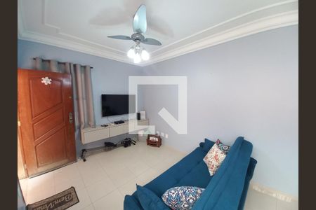 Sala de casa para alugar com 3 quartos, 116m² em Vila Valenca, São Vicente