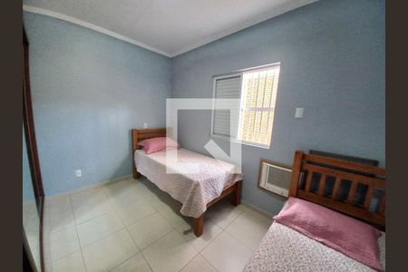 Quarto 2 de casa para alugar com 3 quartos, 116m² em Vila Valenca, São Vicente